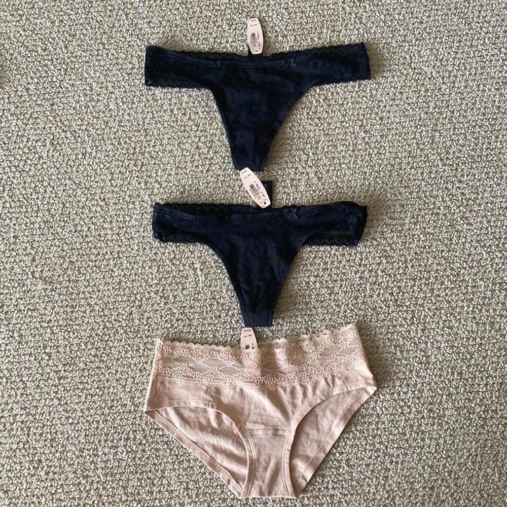 NEW Victoria's Secret Vintage 2008 Panty Bundle Thong Hipster Black Nude Size XS